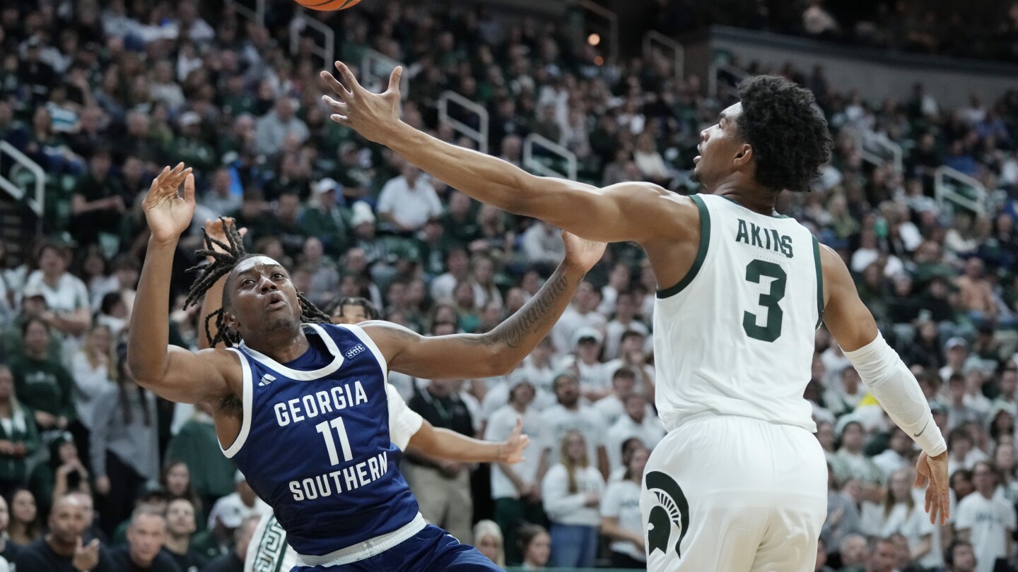 Michigan State holds Georgia Southern to 11 first-half points and wins 86-55 #Michigan #State #holds #Georgia #Southern #firsthalf #points #wins