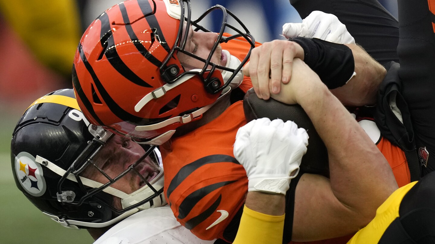 Burrow-less Bengals have to rally around backup Browning to keep the season from going in the tank #Burrowless #Bengals #rally #backup #Browning #season #tank
