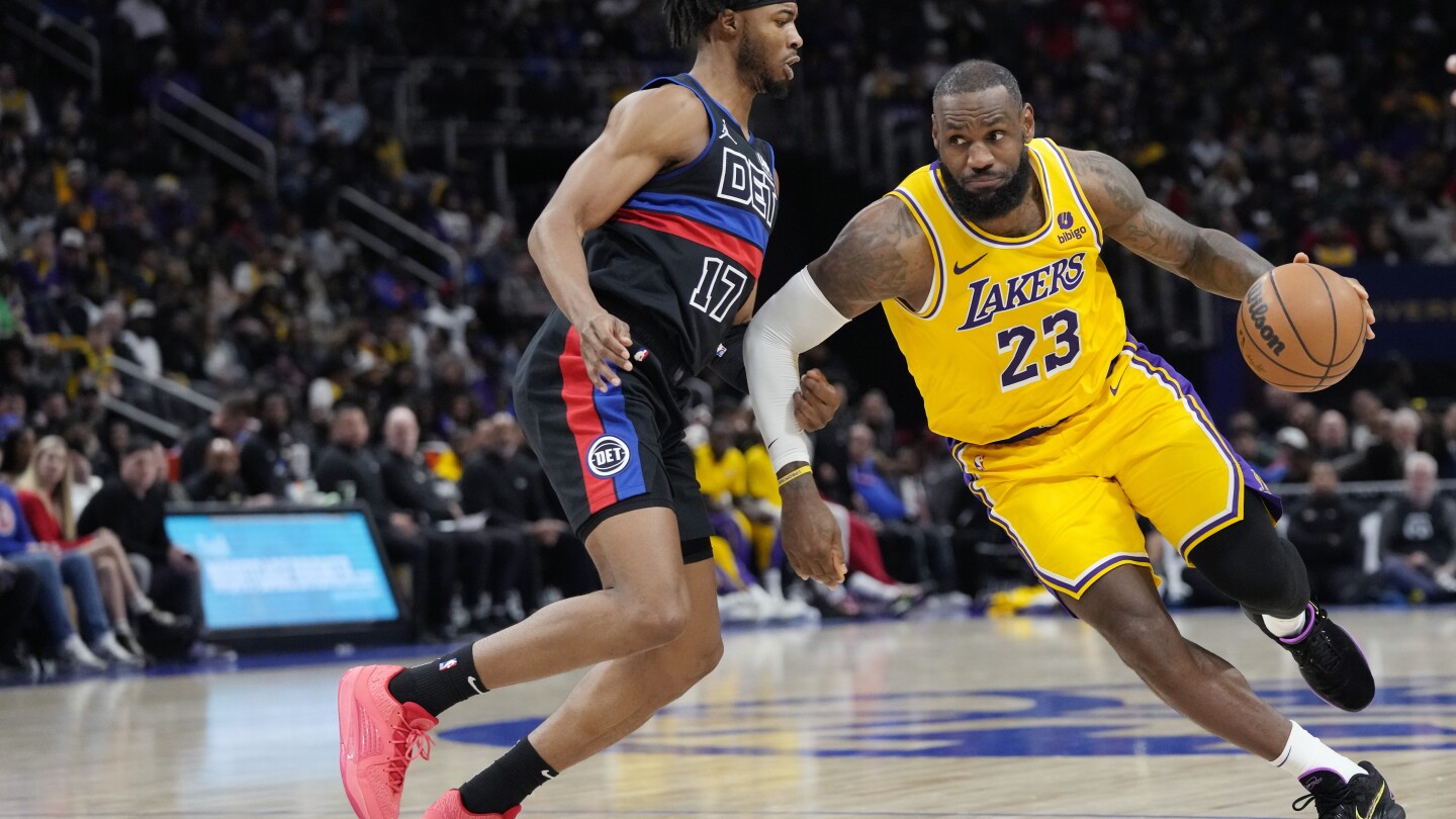 Lakers hand Pistons franchise-record 15th straight loss, bouncing back from blowout in Philly #Lakers #hand #Pistons #franchiserecord #15th #straight #loss #bouncing #blowout #Philly