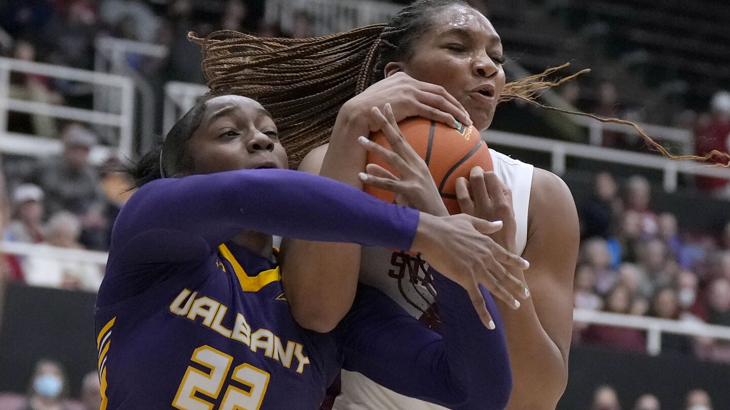 Cameron Brink scores 21 points to lead No. 4 Stanford past Albany 79-35 #Cameron #Brink #scores #points #lead #Stanford #Albany