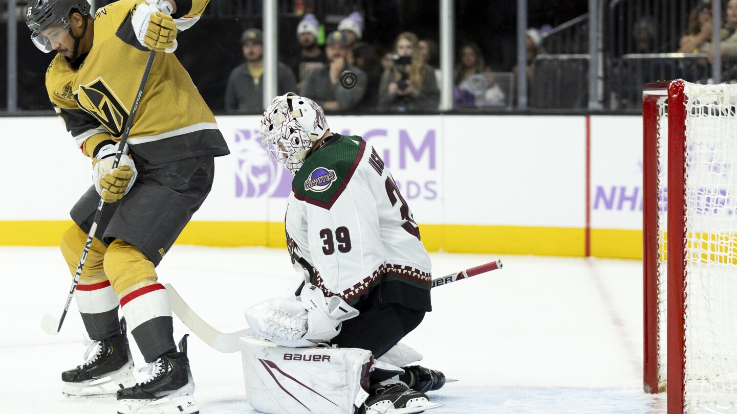 Connor Ingram makes 34 saves for 2nd NHL shutout, Coyotes beat Golden Knights 2-0 #Connor #Ingram #saves #2nd #NHL #shutout #Coyotes #beat #Golden #Knights