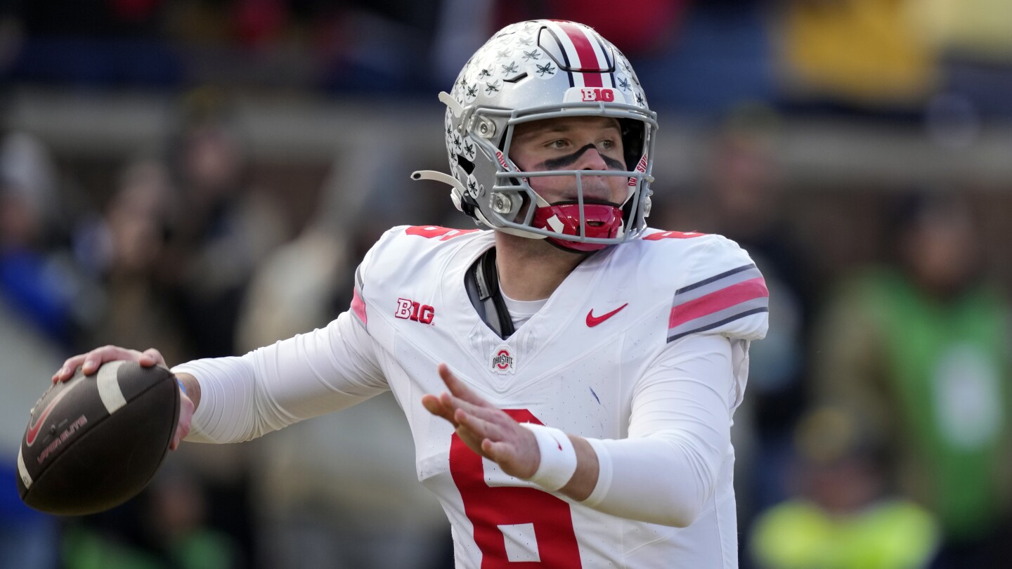 Buckeyes’ McCord biggest name in transfer portal as undergrad players begin search for new schools #Buckeyes #McCord #biggest #transfer #portal #undergrad #players #search #schools