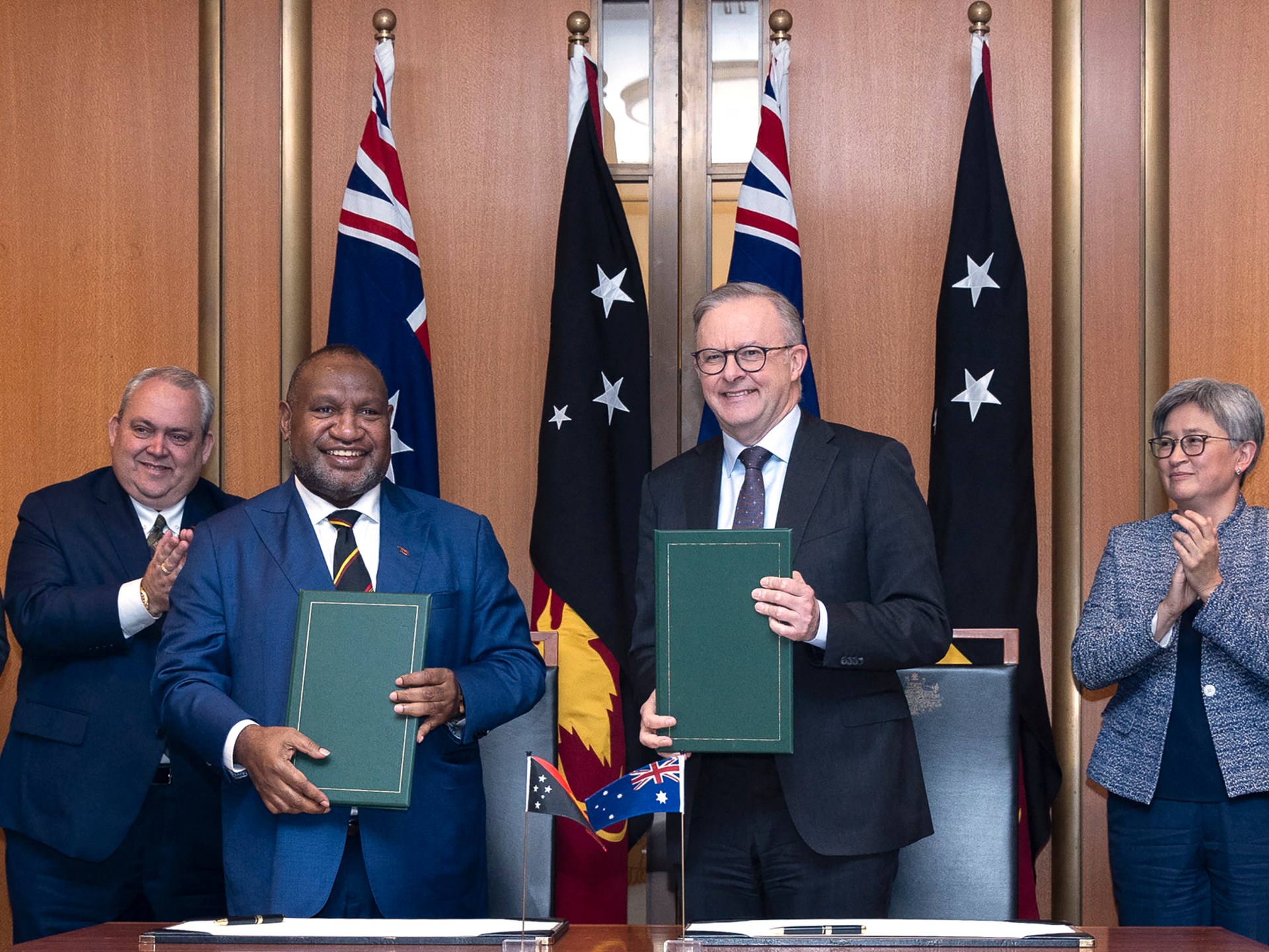 Australia and Papua New Guinea sign ‘historic’ security pact | Politics News #Australia #Papua #Guinea #sign #historic #security #pact #Politics #News