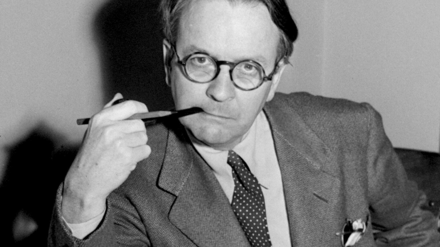 Rare Raymond Chandler poem is a tribute to his late wife, with a surprising twist #Rare #Raymond #Chandler #poem #tribute #late #wife #surprising #twist