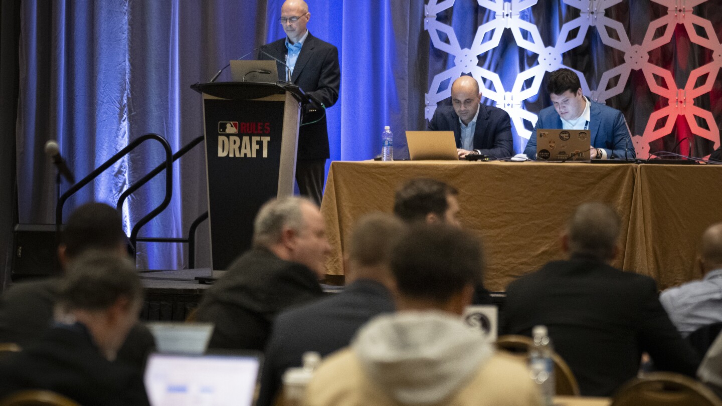 Pitchers dominate winter meeting draft with 8 of 10 players taken, 3 from Yankees’ system #Pitchers #dominate #winter #meeting #draft #players #Yankees #system