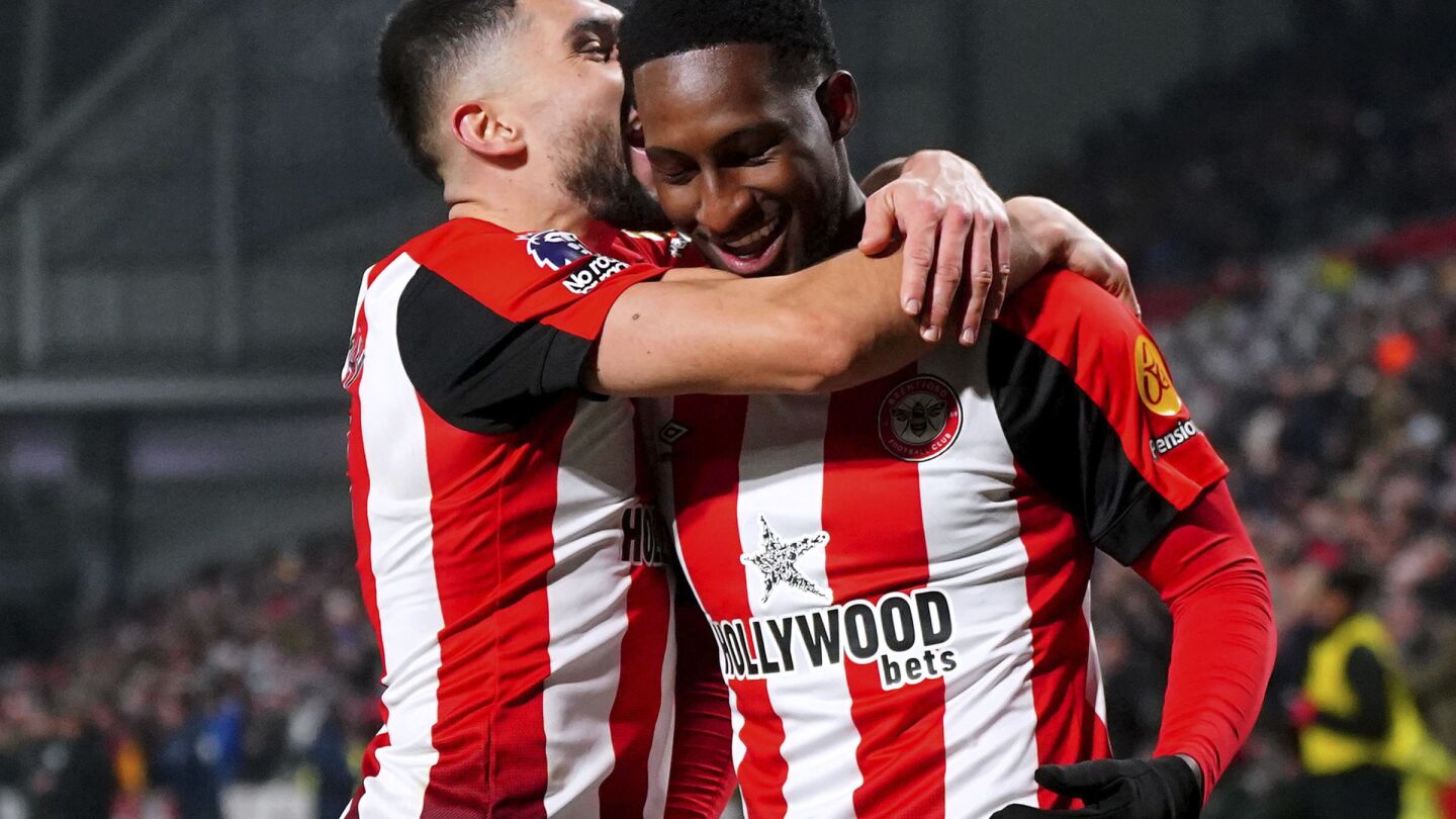 Brentford scores 3 second-half goals to beat Luton 3-1 in EPL #Brentford #scores #secondhalf #goals #beat #Luton #EPL