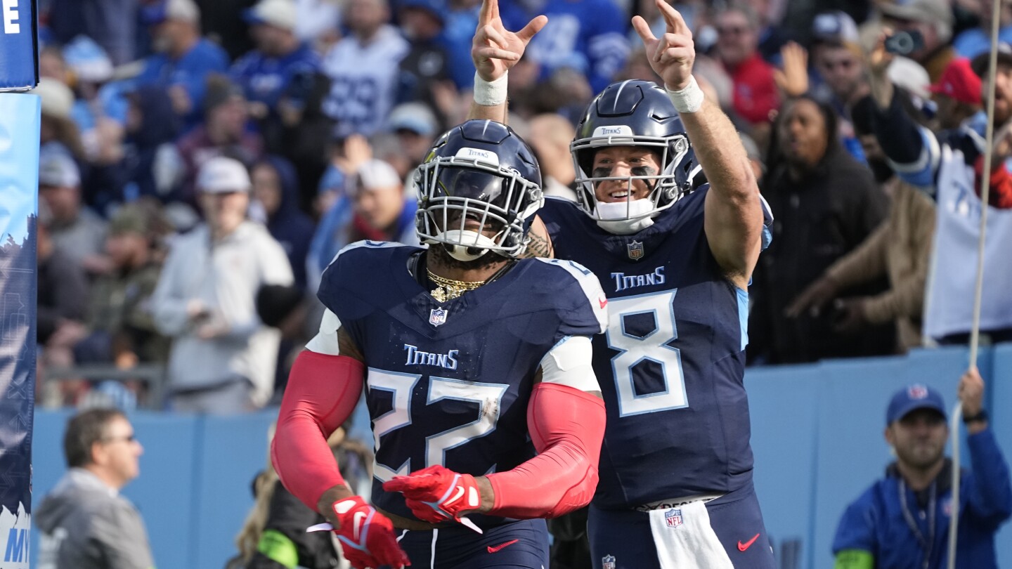 Penalties, injuries cost the Titans in loss to AFC South rival Indianapolis #Penalties #injuries #cost #Titans #loss #AFC #South #rival #Indianapolis