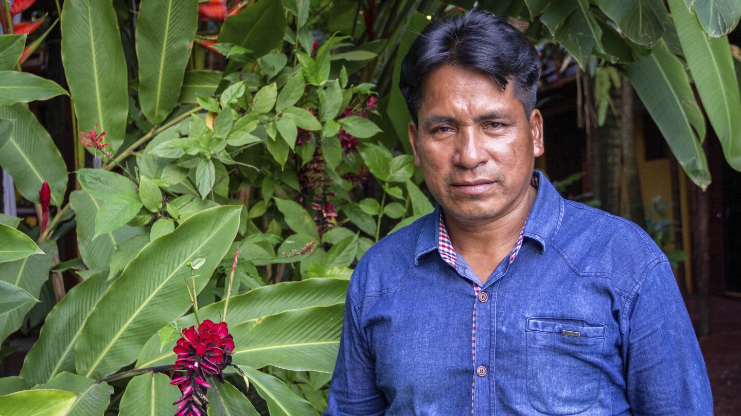 Peruvian rainforest defender from embattled Kichwa tribe shot dead in river attack #Peruvian #rainforest #defender #embattled #Kichwa #tribe #shot #dead #river #attack