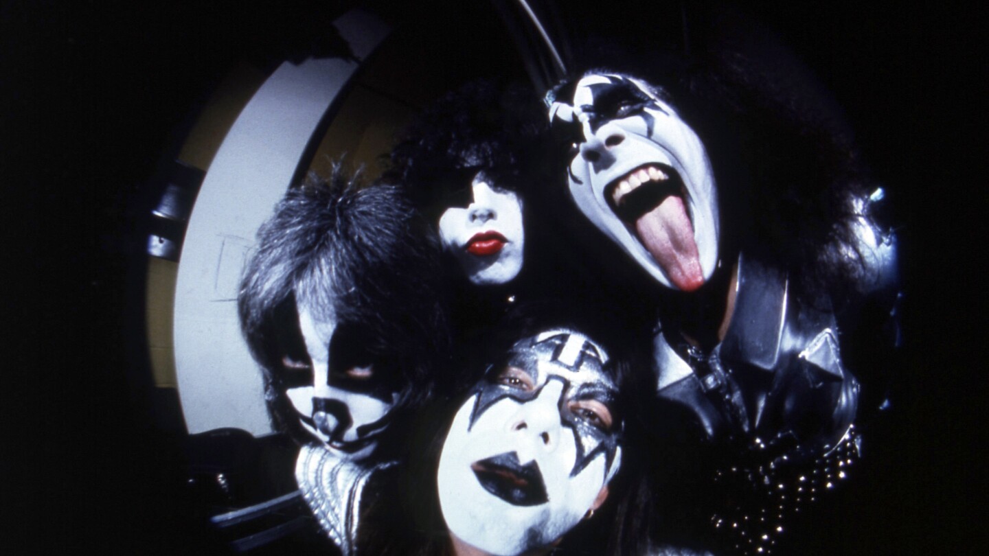 A look back at 50 years of Kiss-tory as the legendary band prepares to take its final bow #years #Kisstory #legendary #band #prepares #final #bow